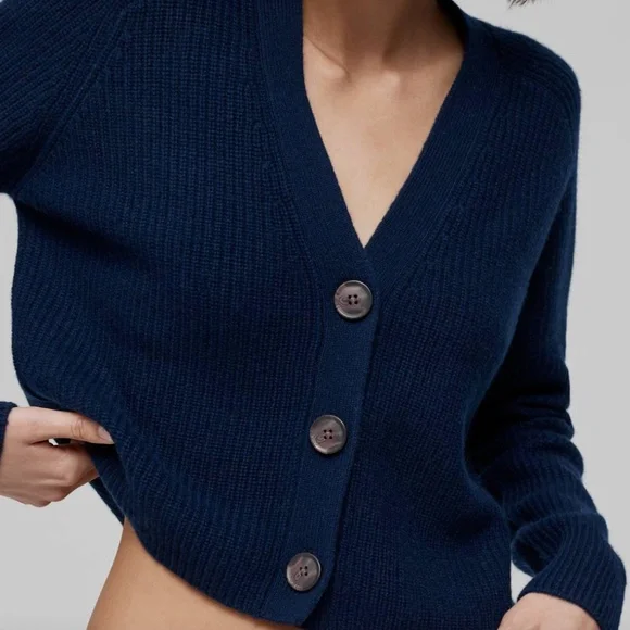 CROPPED FISHERMAN CASHMERE CARDIGAN FROM NAKEDCASHMERE - Picture 4 of 12